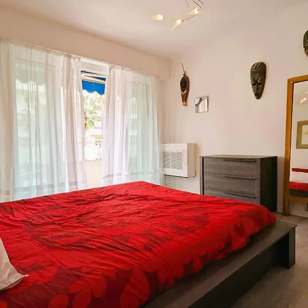 Comfortable 1 Bedroom - Center * Hyères